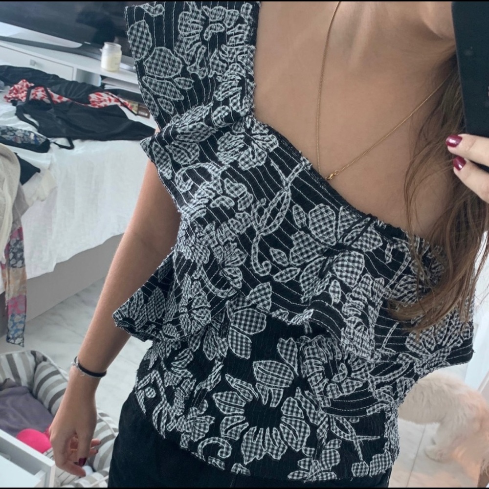 ZARA FLORAL ONE SHOULDER TOP